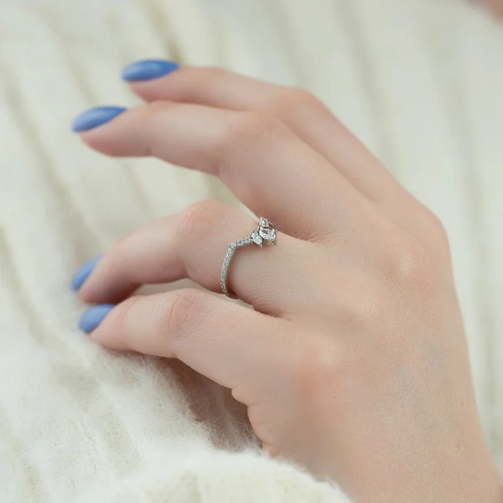 chevron ring, v shaped band, v shaped ring for her, chevron band, round cut diamond ring, round cut engagement ring, gold rings, eternity ring, engagement rings, engagement rings for women, moissanite engagement rings, gold rings for women, 14k gold rings, white gold rings, lab grown diamond rings, diamond rings for women, diamond rings, valentines gift for her, birthday gift for her, moissanite rings, 925 silver rings