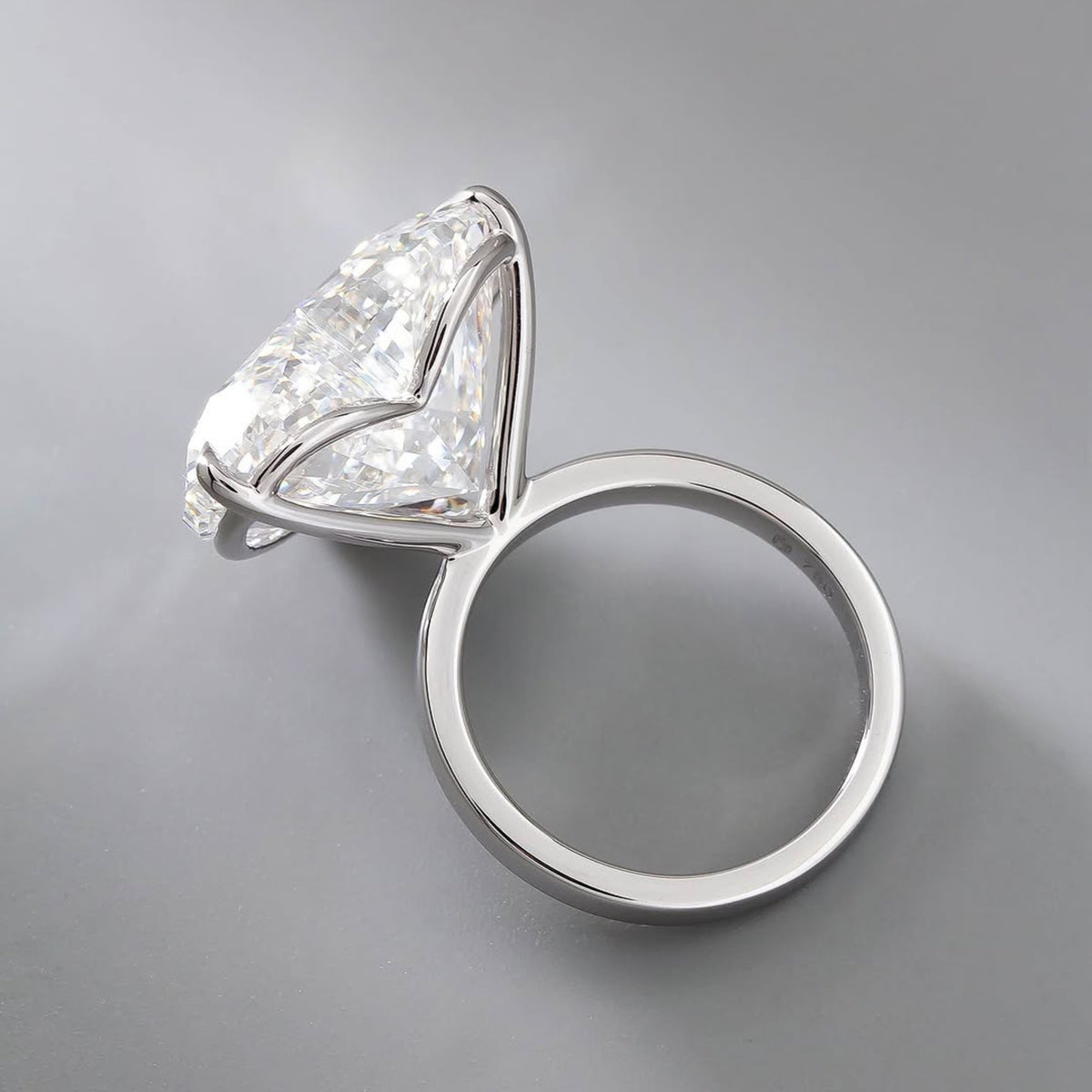 solitaire rings, gold rings, heart cut engagement ring, gold rings for women, 14k gold rings, white gold rings, lab grown diamond rings, diamond rings for women, diamond rings, valentines gift for her, birthday gift for her, moissanite rings