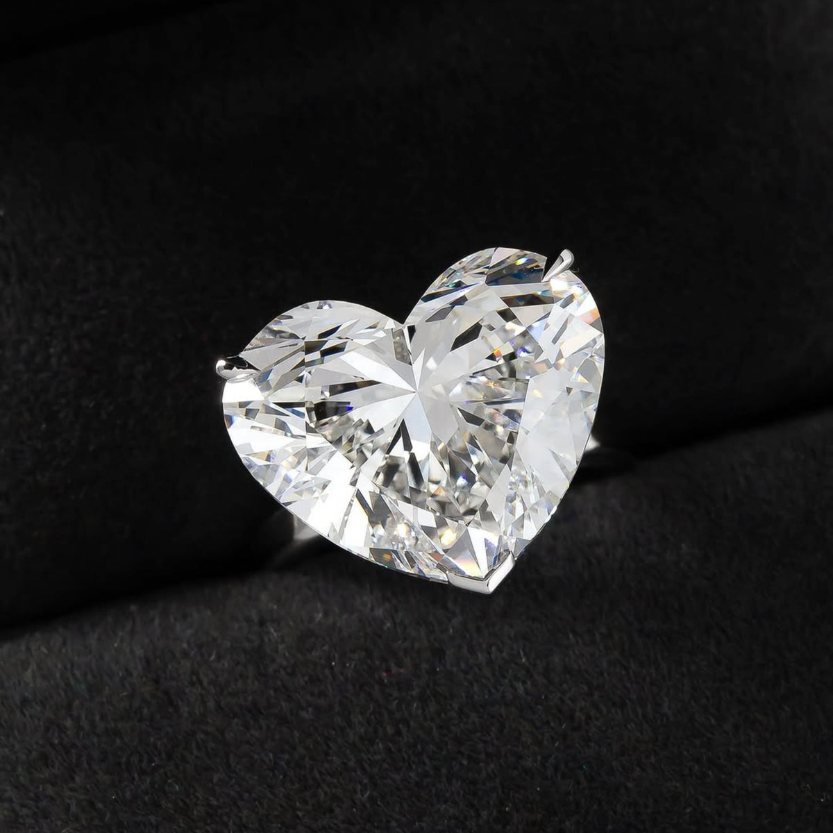 solitaire rings, gold rings, heart cut engagement ring, gold rings for women, 14k gold rings, white gold rings, lab grown diamond rings, diamond rings for women, diamond rings, valentines gift for her, birthday gift for her, moissanite rings