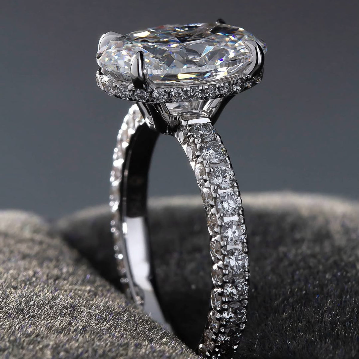 oval engagement rings, solitaire rings, halo rings, gold rings, engagement rings, engagement rings for women, moissanite engagement rings, round cut engagement ring, gold rings for women, 14k gold rings, white gold rings, lab grown diamond rings, diamond rings for women, diamond rings, valentines gift for her, birthday gift for her, moissanite rings, 925 silver rings