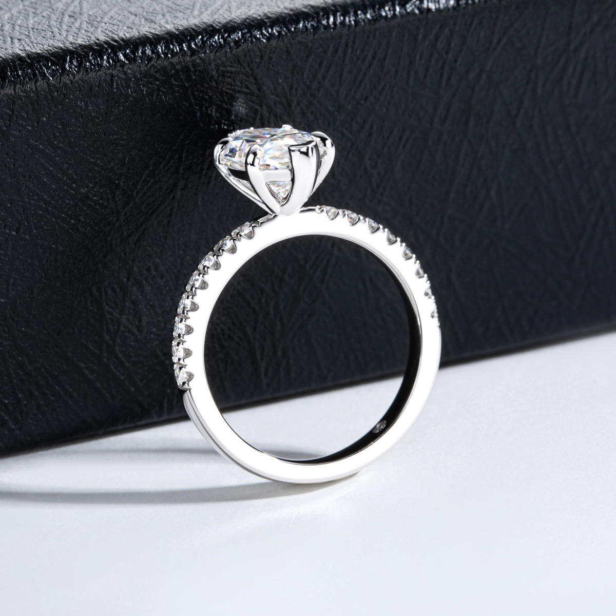 marquise cut diamond ring, solitaire rings, halo rings, gold rings, marquise cut engagement ring, gold rings for women, 14k gold rings, white gold rings, lab grown diamond rings, diamond rings for women, diamond rings, valentines gift for her, birthday gift for her, moissanite rings, 925 silver rings