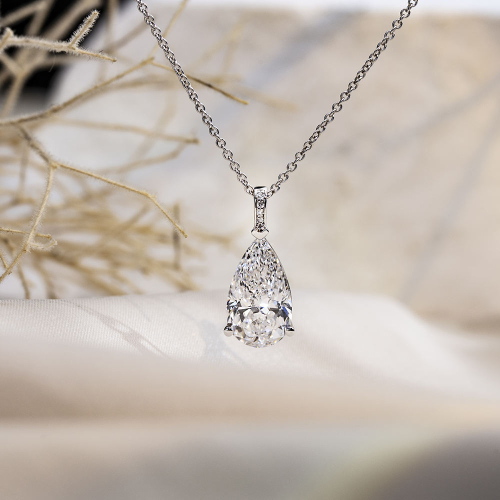pear cut moissanite pendant, pendant necklace, gold pendant necklace, silver pendant necklace, diamond pendant, custom moissanite pendant, gold necklace, gold necklace women, white gold necklace, 14k gold necklace, valentines gift for her, birthday gift for her, 925 silver necklace