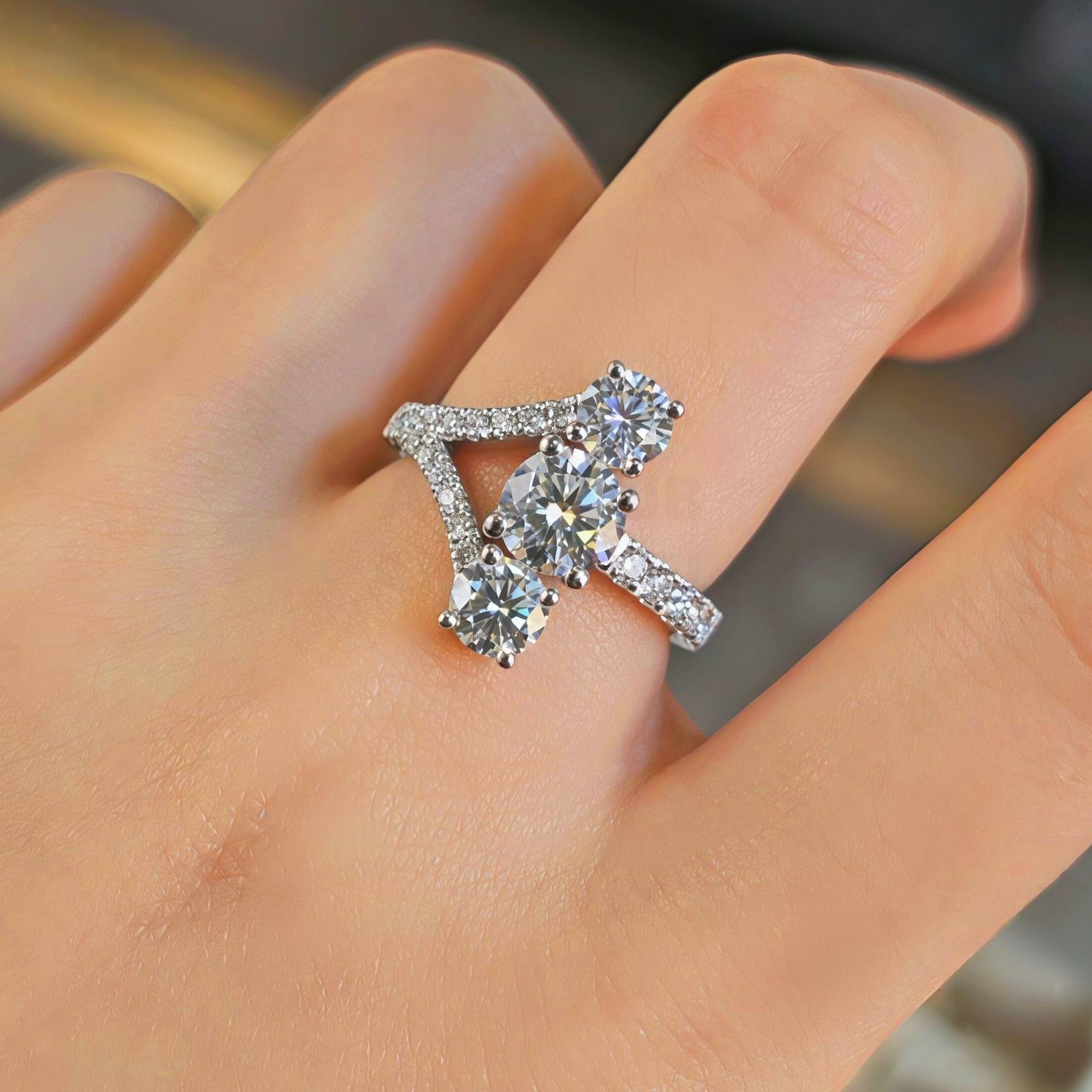 round cut diamond ring, solitaire rings, halo rings, gold rings, round cut engagement ring, gold rings for women, 14k gold rings, white gold rings, lab grown diamond rings, diamond rings for women, diamond rings, valentines gift for her, birthday gift for her, moissanite rings, 925 silver rings
