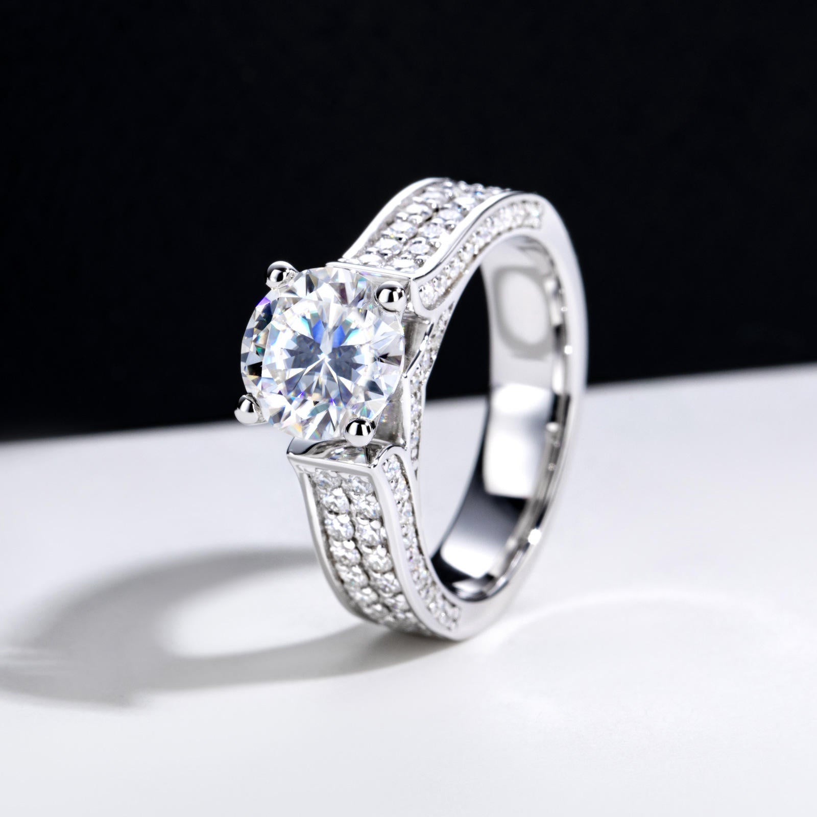 round cut diamond ring, solitaire rings, halo rings, gold rings, round cut engagement ring, gold rings for women, 14k gold rings, white gold rings, lab grown diamond rings, diamond rings for women, diamond rings, valentines gift for her, birthday gift for her, moissanite rings, 925 silver rings