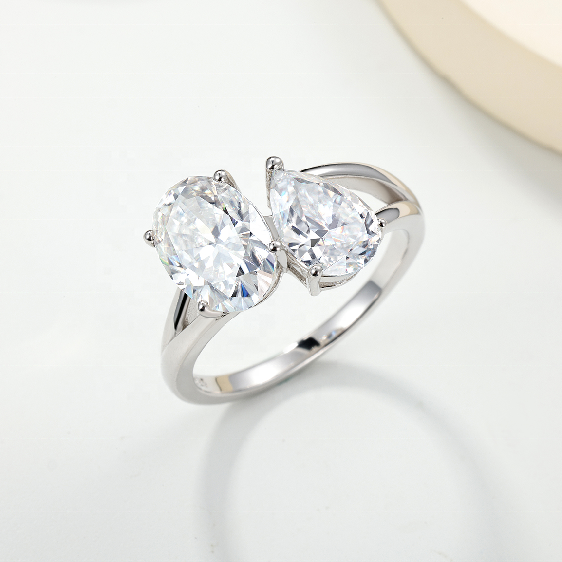 toi et moi ring, two stone ring, engagement rings, engagement rings for women, moissanite engagement rings, gold rings for women, 14k gold rings, white gold rings, lab grown diamond rings, diamond rings for women, diamond rings, valentines gift for her, birthday gift for her, moissanite rings, 925 silver rings, oval cut diamond ring, pear diamond ring