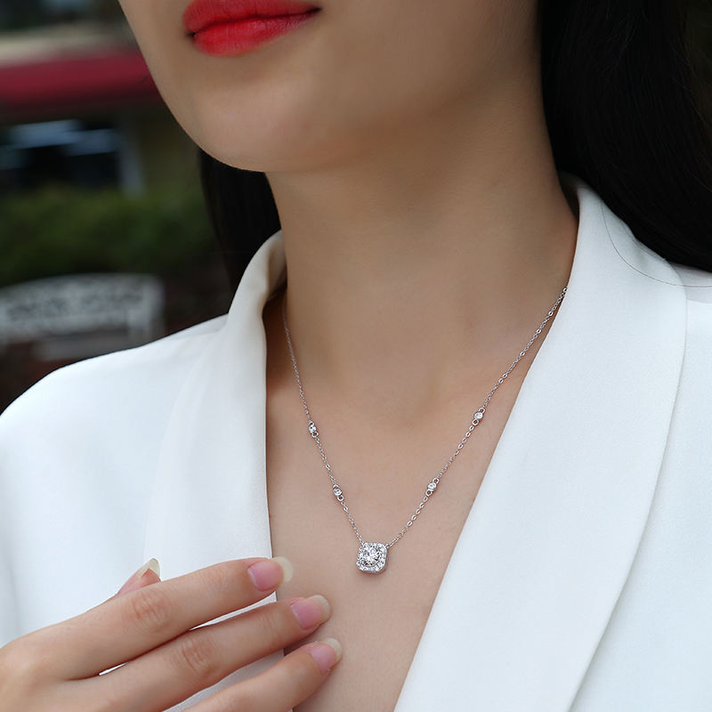 moissanite pendant, pendant necklace, gold pendant necklace, silver pendant necklace, diamond pendant, custom moissanite pendant, gold necklace, gold necklace women, white gold necklace, 14k gold necklace, valentines gift for her, birthday gift for her