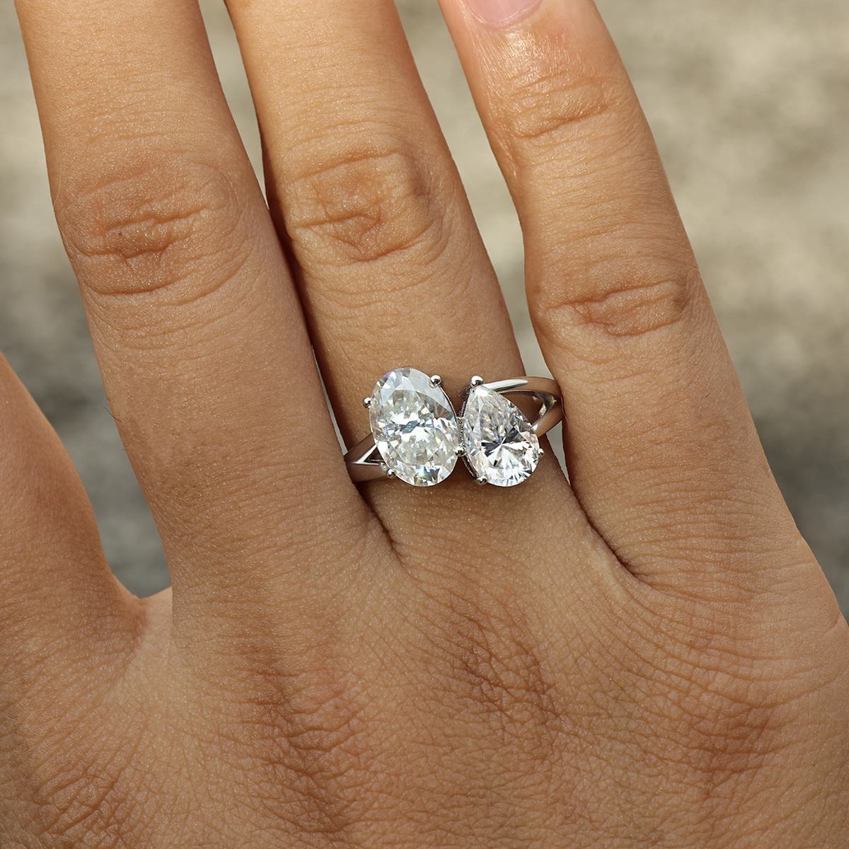 toi et moi ring, two stone ring, engagement rings, engagement rings for women, moissanite engagement rings, gold rings for women, 14k gold rings, white gold rings, lab grown diamond rings, diamond rings for women, diamond rings, valentines gift for her, birthday gift for her, moissanite rings, 925 silver rings, oval cut diamond ring, pear diamond ring