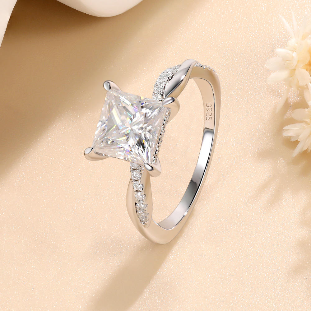 princess cut diamond ring, solitaire rings, halo rings, gold rings, princess cut engagement ring, gold rings for women, 14k gold rings, white gold rings, lab grown diamond rings, diamond rings for women, diamond rings, valentines gift for her, birthday gift for her, moissanite rings, 925 silver rings