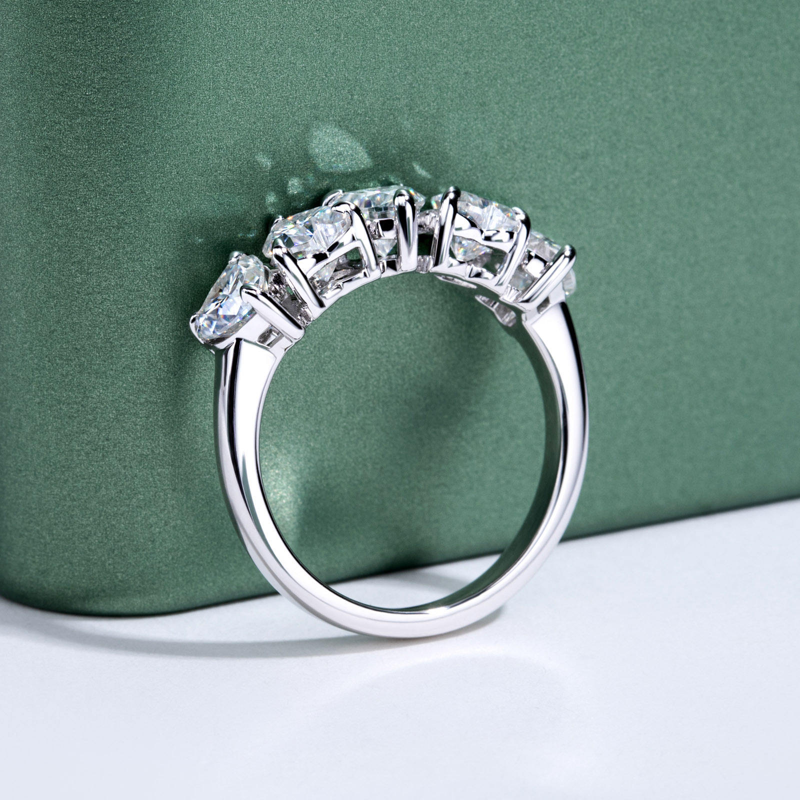 heart cut diamond ring, solitaire rings, eternity rings, halo rings, gold rings, heart cut engagement ring, gold rings for women, 14k gold rings, white gold rings, lab grown diamond rings, diamond rings for women, diamond rings, valentines gift for her, birthday gift for her, moissanite rings, 925 silver rings
