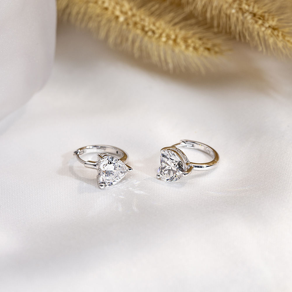 gold hoop earrings, hoop earrings, silver hoop earrings, diamond hoop earrings, diamond earrings, diamond earrings for women, lab grown diamond earrings, real diamond earrings, lab created diamond earrings, valentines gift for her, birthday gift for her