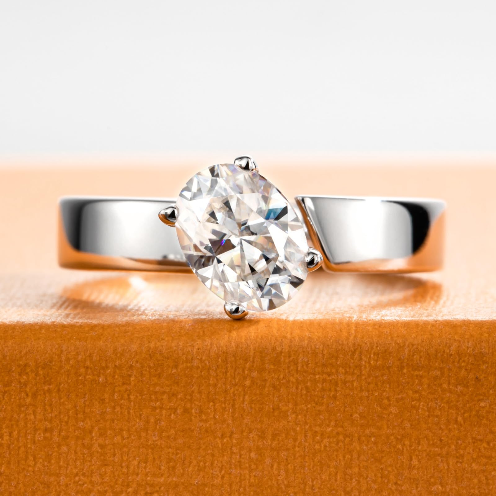 oval cut diamond ring, oval cut engagement ring, solitaire rings, halo rings, gold rings, engagement rings, engagement rings for women, moissanite engagement rings, gold rings for women, 14k gold rings, white gold rings, lab grown diamond rings, diamond rings for women, diamond rings, valentines gift for her, birthday gift for her, moissanite rings, 925 silver rings