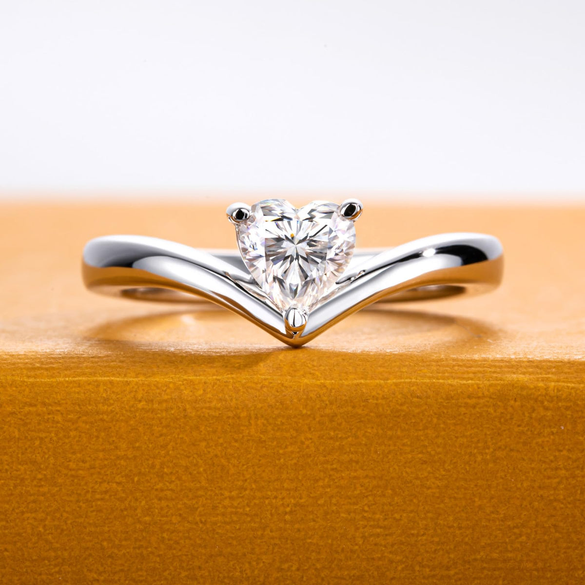 solitaire rings, gold rings, heart cut engagement ring, gold rings for women, 14k gold rings, white gold rings, lab grown diamond rings, diamond rings for women, diamond rings, valentines gift for her, birthday gift for her, moissanite rings