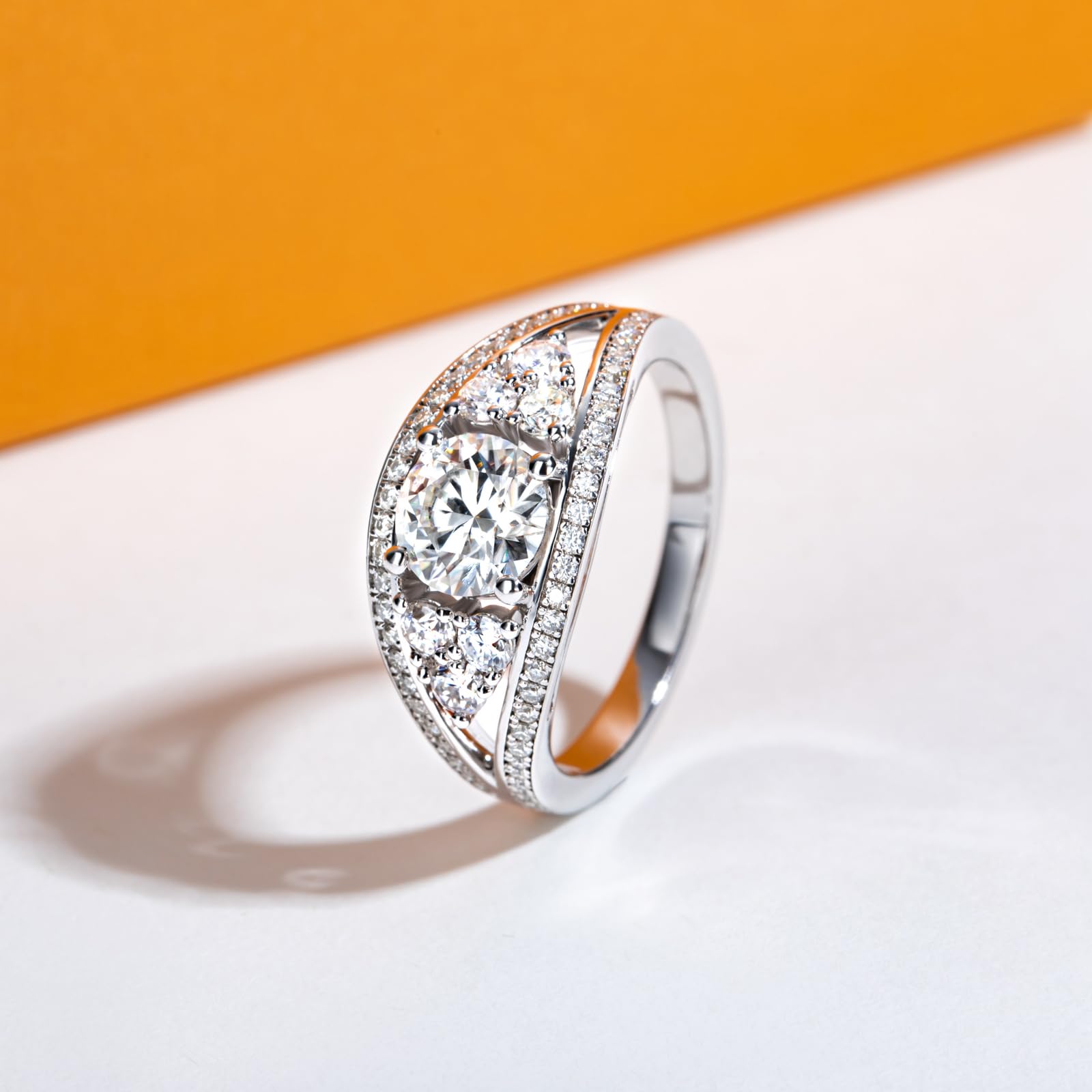 round cut diamond ring, solitaire rings, halo rings, gold rings, emerald cut engagement ring, gold rings for women, 14k gold rings, white gold rings, lab grown diamond rings, diamond rings for women, diamond rings, valentines gift for her, birthday gift for her, moissanite rings, 925 silver rings