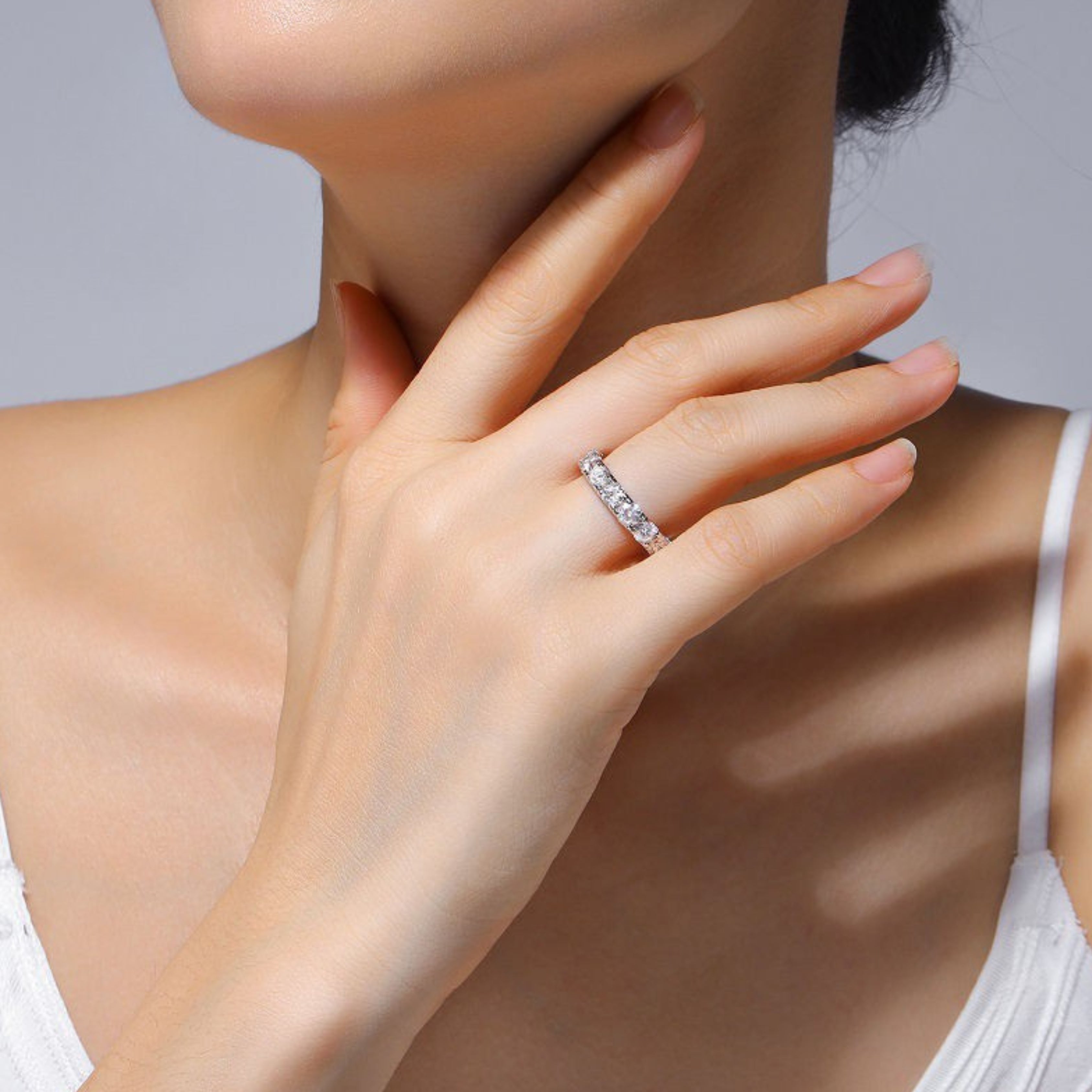 round cut diamond ring, round cut engagement ring, solitaire rings, halo rings, gold rings, eternity ring, men's ring, engagement rings, engagement rings for women, moissanite engagement rings, gold rings for women, 14k gold rings, white gold rings, lab grown diamond rings, diamond rings for women, diamond rings, valentines gift for her, birthday gift for her, moissanite rings, 925 silver rings