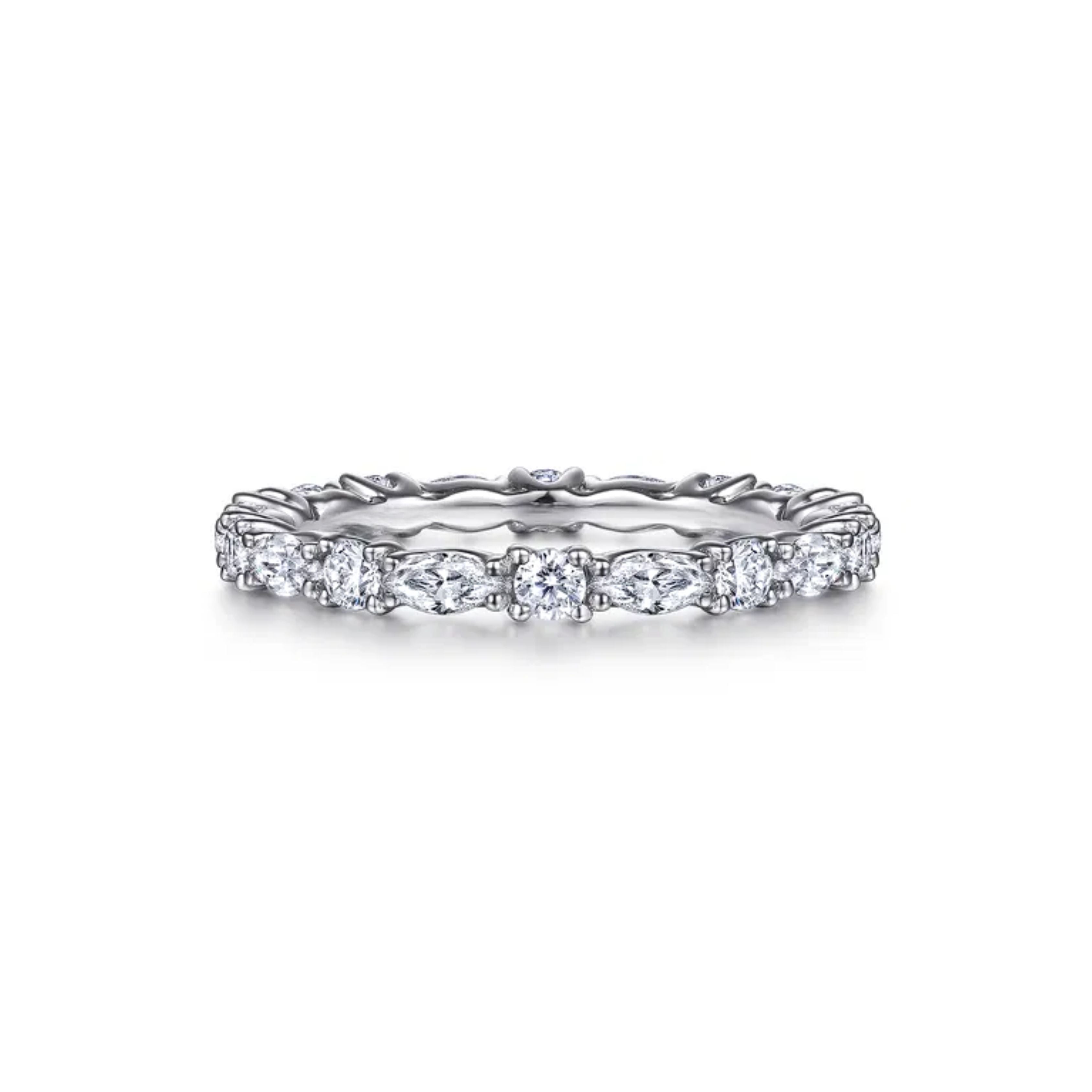 round cut diamond ring, round cut engagement ring, solitaire rings, halo rings, gold rings, eternity ring, men's ring, engagement rings, engagement rings for women, moissanite engagement rings, gold rings for women, 14k gold rings, white gold rings, lab grown diamond rings, diamond rings for women, diamond rings, valentines gift for her, birthday gift for her, moissanite rings, 925 silver rings