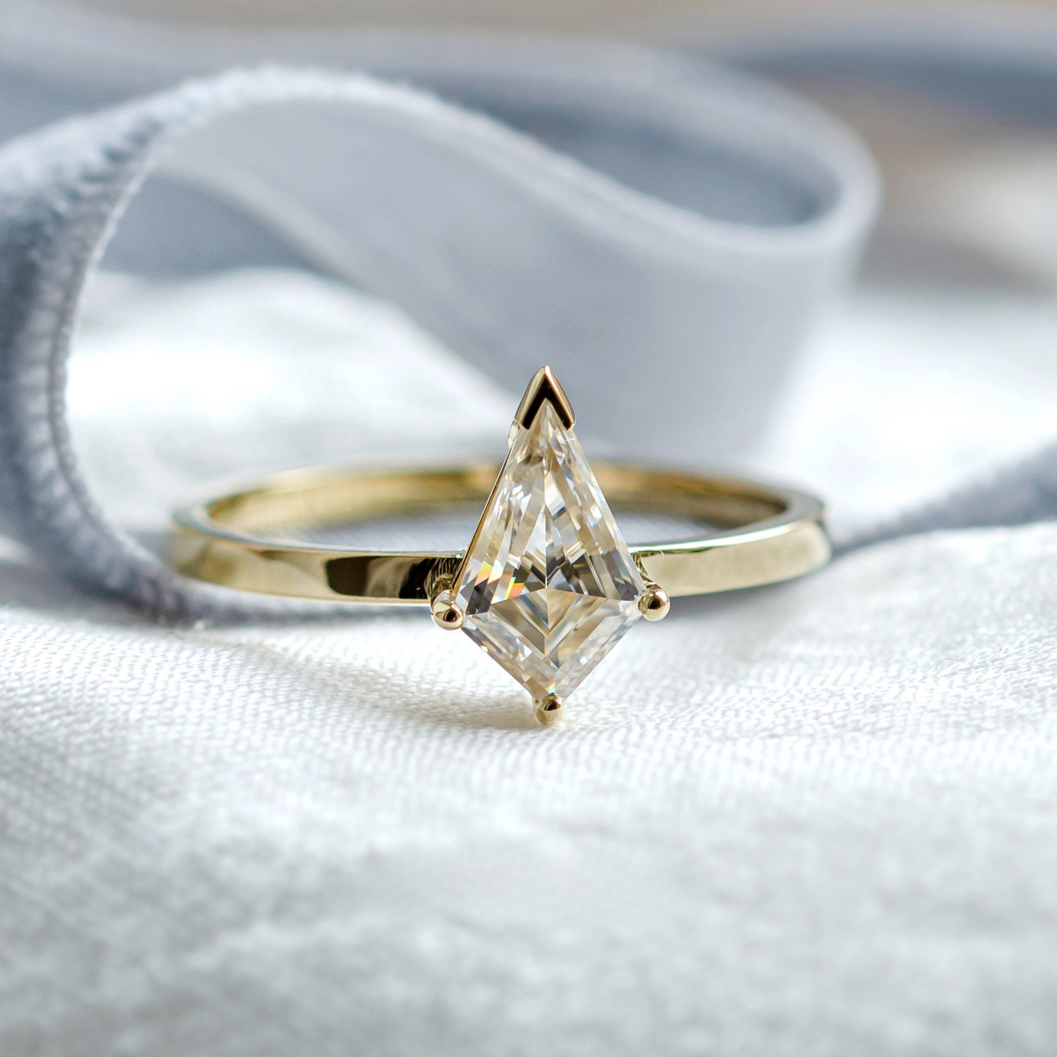 solitaire rings, gold rings, kite cut engagement ring, unique cut diamond rings, gold rings for women, 14k gold rings, white gold rings, lab grown diamond rings, diamond rings for women, diamond rings, valentines gift for her, birthday gift for her, moissanite rings 