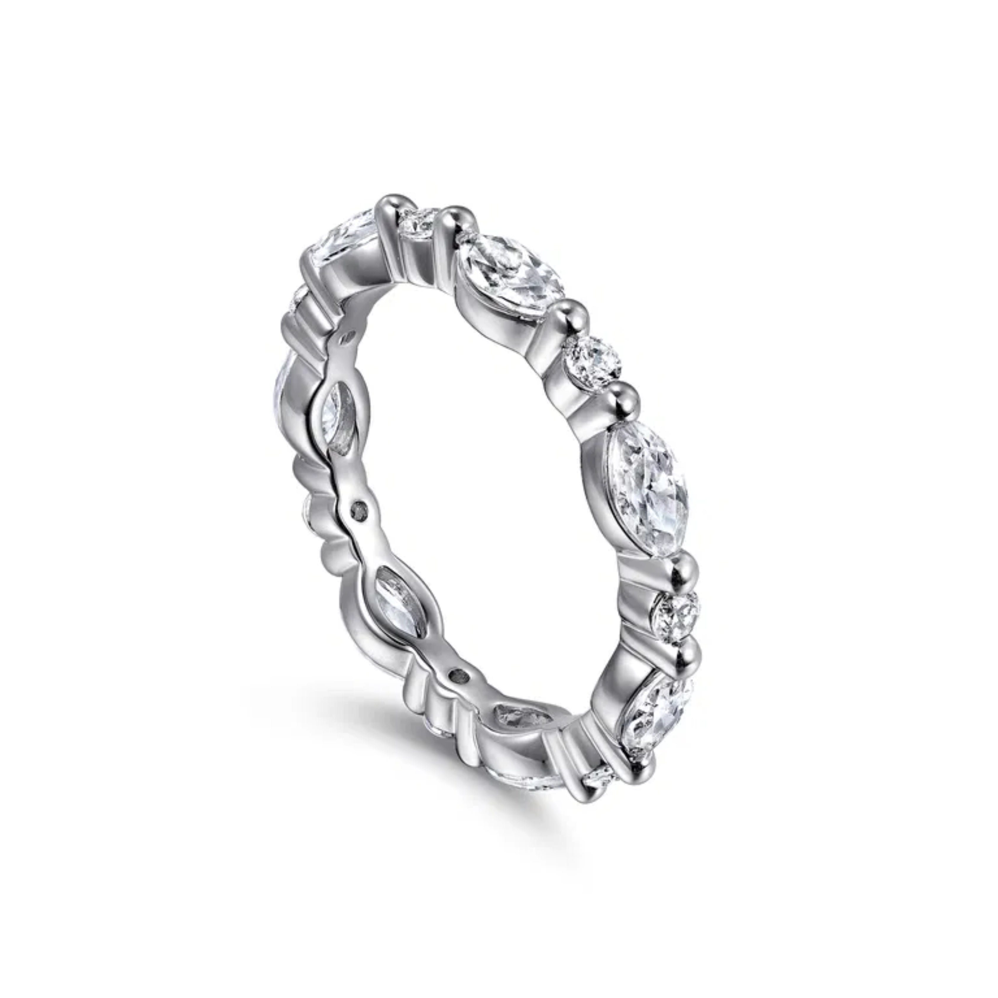 round cut diamond ring, round cut engagement ring, solitaire rings, halo rings, gold rings, eternity ring, men's ring, engagement rings, engagement rings for women, moissanite engagement rings, gold rings for women, 14k gold rings, white gold rings, lab grown diamond rings, diamond rings for women, diamond rings, valentines gift for her, birthday gift for her, moissanite rings, 925 silver rings