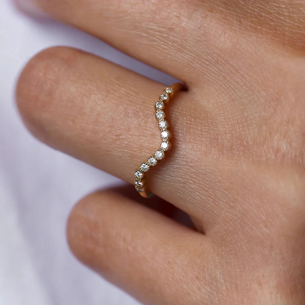 chevron ring, v shaped band, v shaped ring for her, chevron band, round cut diamond ring, round cut engagement ring, gold rings, eternity ring, engagement rings, engagement rings for women, moissanite engagement rings, gold rings for women, 14k gold rings, white gold rings, lab grown diamond rings, diamond rings for women, diamond rings, valentines gift for her, birthday gift for her, moissanite rings, 925 silver rings
