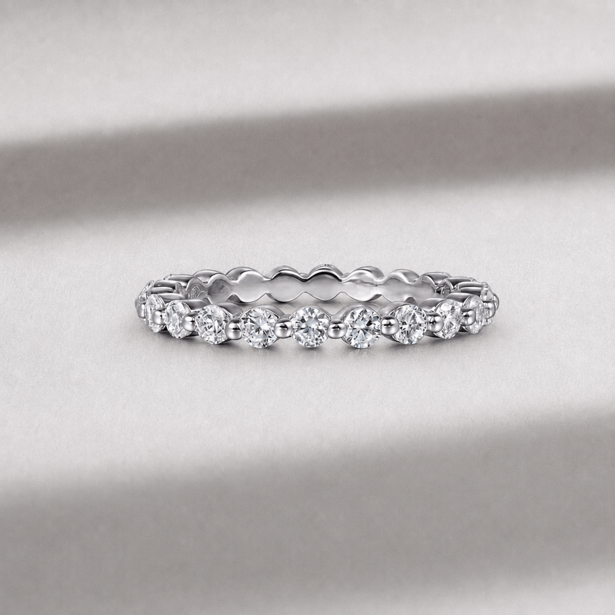 round cut diamond ring, round cut engagement ring, solitaire rings, halo rings, gold rings, eternity ring, men's ring, engagement rings, engagement rings for women, moissanite engagement rings, gold rings for women, 14k gold rings, white gold rings, lab grown diamond rings, diamond rings for women, diamond rings, valentines gift for her, birthday gift for her, moissanite rings, 925 silver rings
