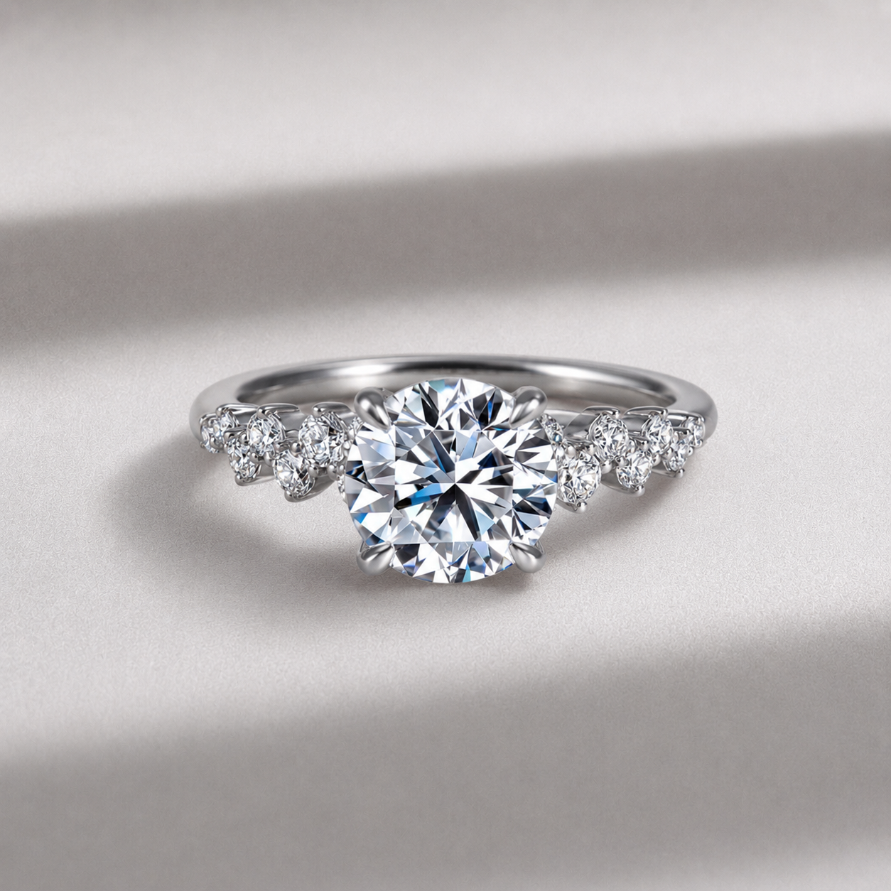 round cut diamond ring, solitaire rings, halo rings, gold rings, round cut engagement ring, gold rings for women, 14k gold rings, white gold rings, lab grown diamond rings, diamond rings for women, diamond rings, valentines gift for her, birthday gift for her, moissanite rings, 925 silver rings