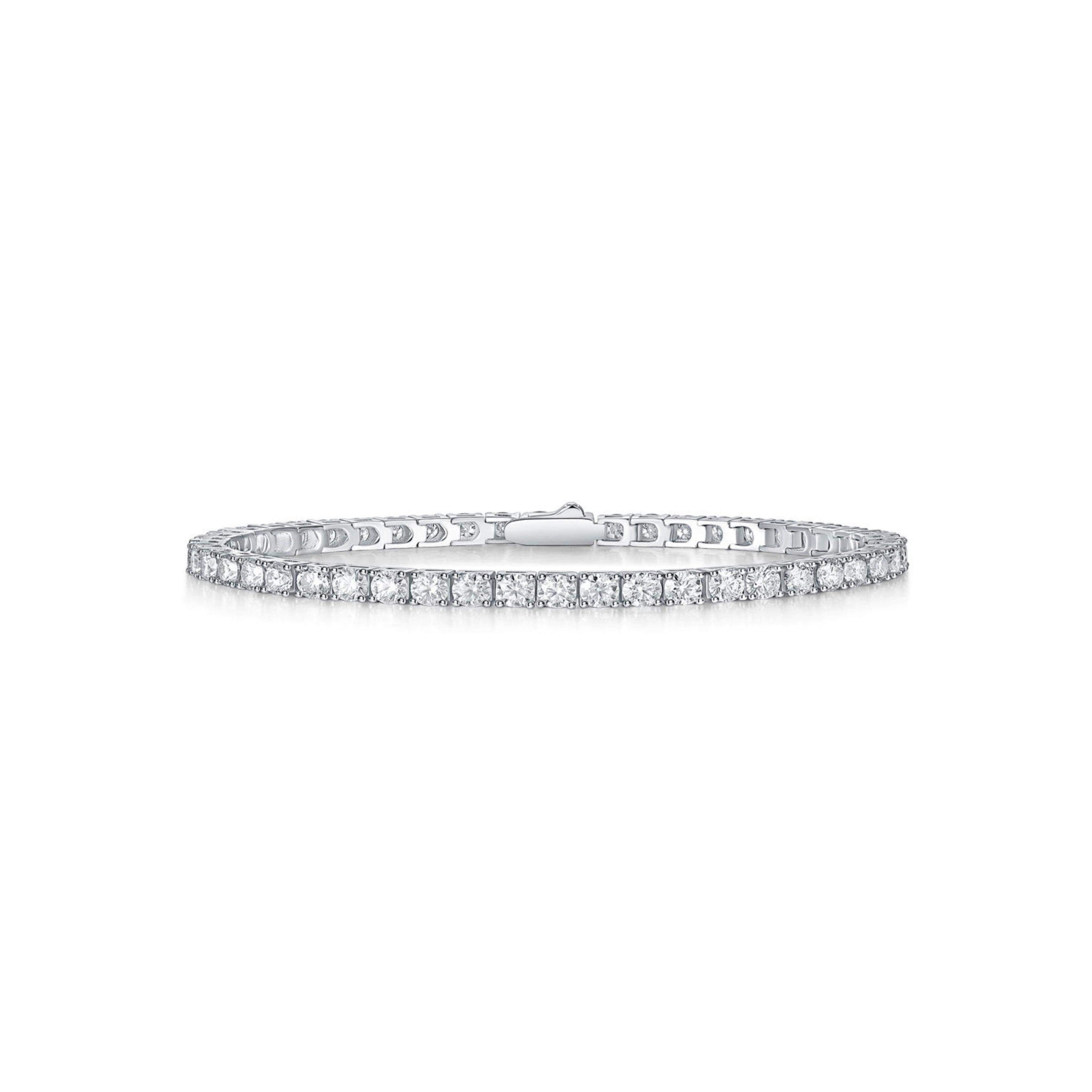 Classic D - VVS Clarity Moissanite White Gold Plated Tennis Bracelet Unisex