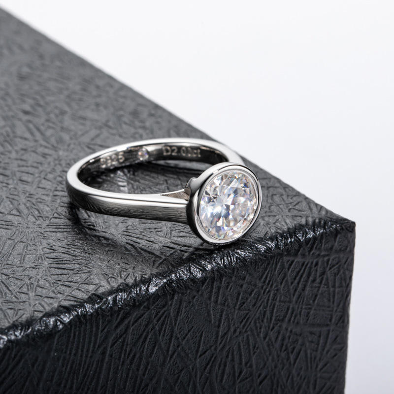 round cut diamond ring, solitaire rings, halo rings, gold rings, round cut engagement ring, gold rings for women, 14k gold rings, white gold rings, lab grown diamond rings, diamond rings for women, diamond rings, valentines gift for her, birthday gift for her, moissanite rings, 925 silver rings