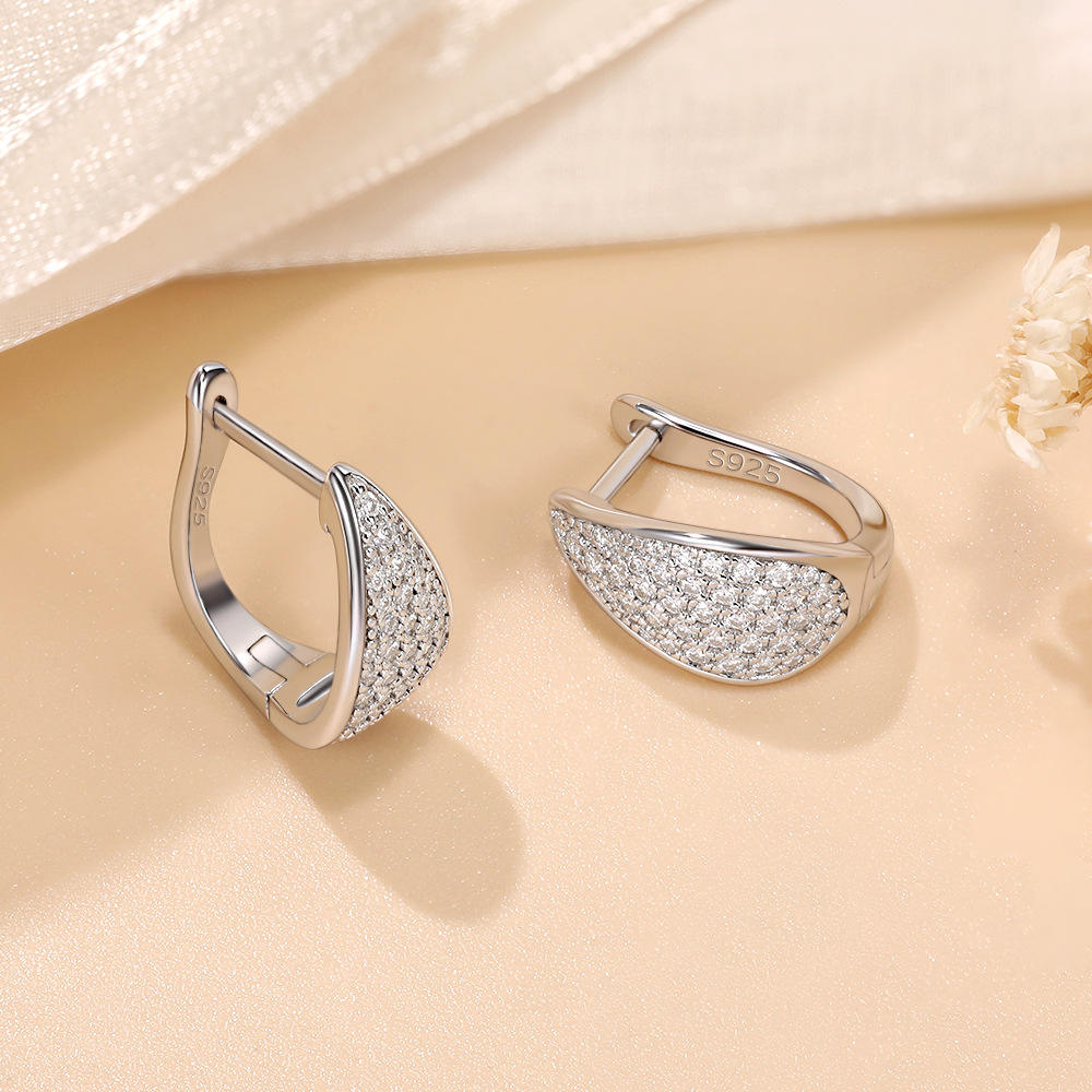 hoop earrings, silver hoop earrings, diamond hoop earrings, huggie hoop earrings, earrings, huggie earrings, diamond earrings, gold earrings, gold huggie earrings, drop earrings, lab grown diamond earrings, real diamond earrings, lab created diamond earrings, valentines gift for her, birthday gift for her