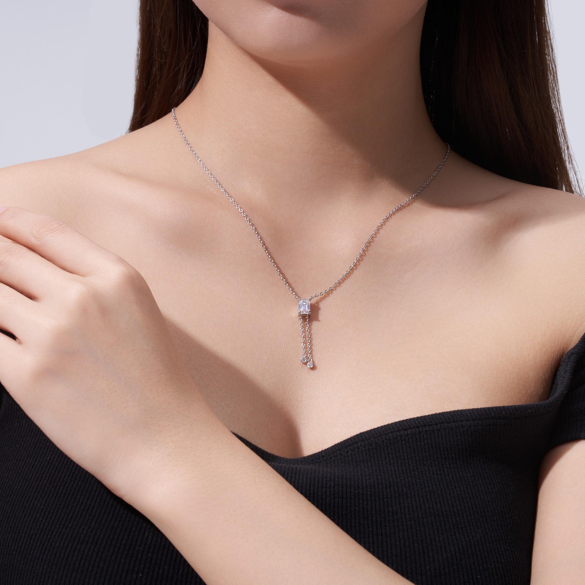 drop necklace, moissanite pendant, pendant necklace, gold pendant necklace, silver pendant necklace, diamond pendant, custom moissanite pendant, gold necklace, gold necklace women, white gold necklace, 14k gold necklace, valentines gift for her, birthday gift for her