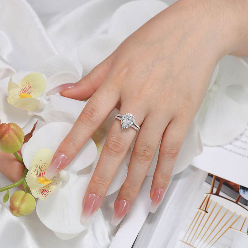 pear cut diamond ring, solitaire rings, halo rings, gold rings, pear cut engagement ring, gold rings for women, 14k gold rings, white gold rings, lab grown diamond rings, diamond rings for women, diamond rings, valentines gift for her, birthday gift for her, moissanite rings, 925 silver rings