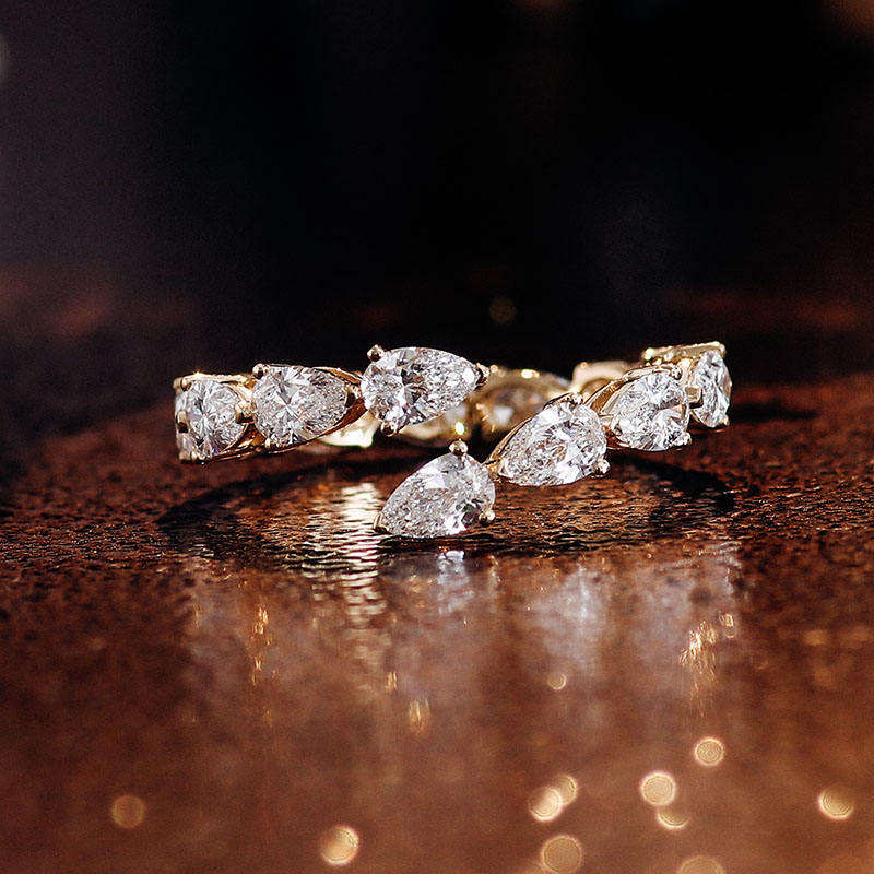 lab grown diamond rings, diamond rings, eternal rings, diamond halo rings, rings, promise rings, gold rings, gold rings for women, white gold rings, rose gold rings, gold wedding rings, valentines gift for her, birthday gift for her