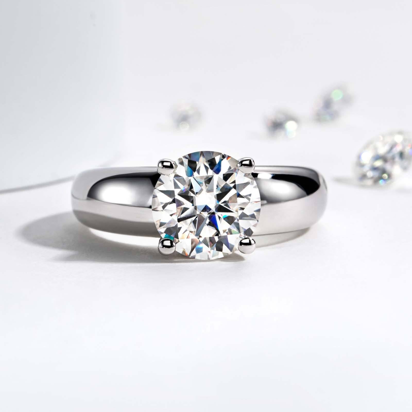 round cut diamond ring, solitaire rings, halo rings, gold rings, round cut engagement ring, gold rings for women, 14k gold rings, white gold rings, lab grown diamond rings, diamond rings for women, diamond rings, valentines gift for her, birthday gift for her, moissanite rings, 925 silver rings