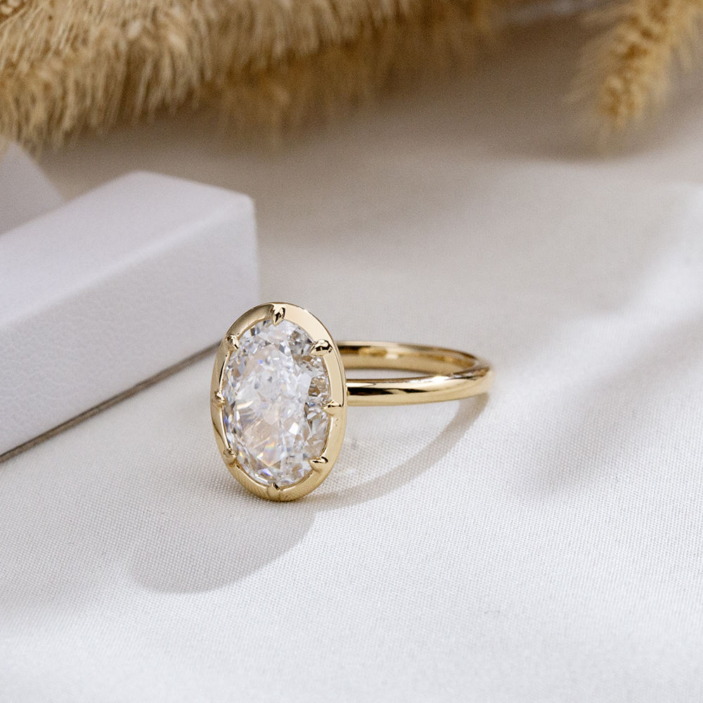 oval cut diamond ring, solitaire rings, halo rings, gold rings, oval cut engagement ring, gold rings for women, 14k gold rings, white gold rings, lab grown diamond rings, diamond rings for women, diamond rings, valentines gift for her, birthday gift for her, moissanite rings, 925 silver rings