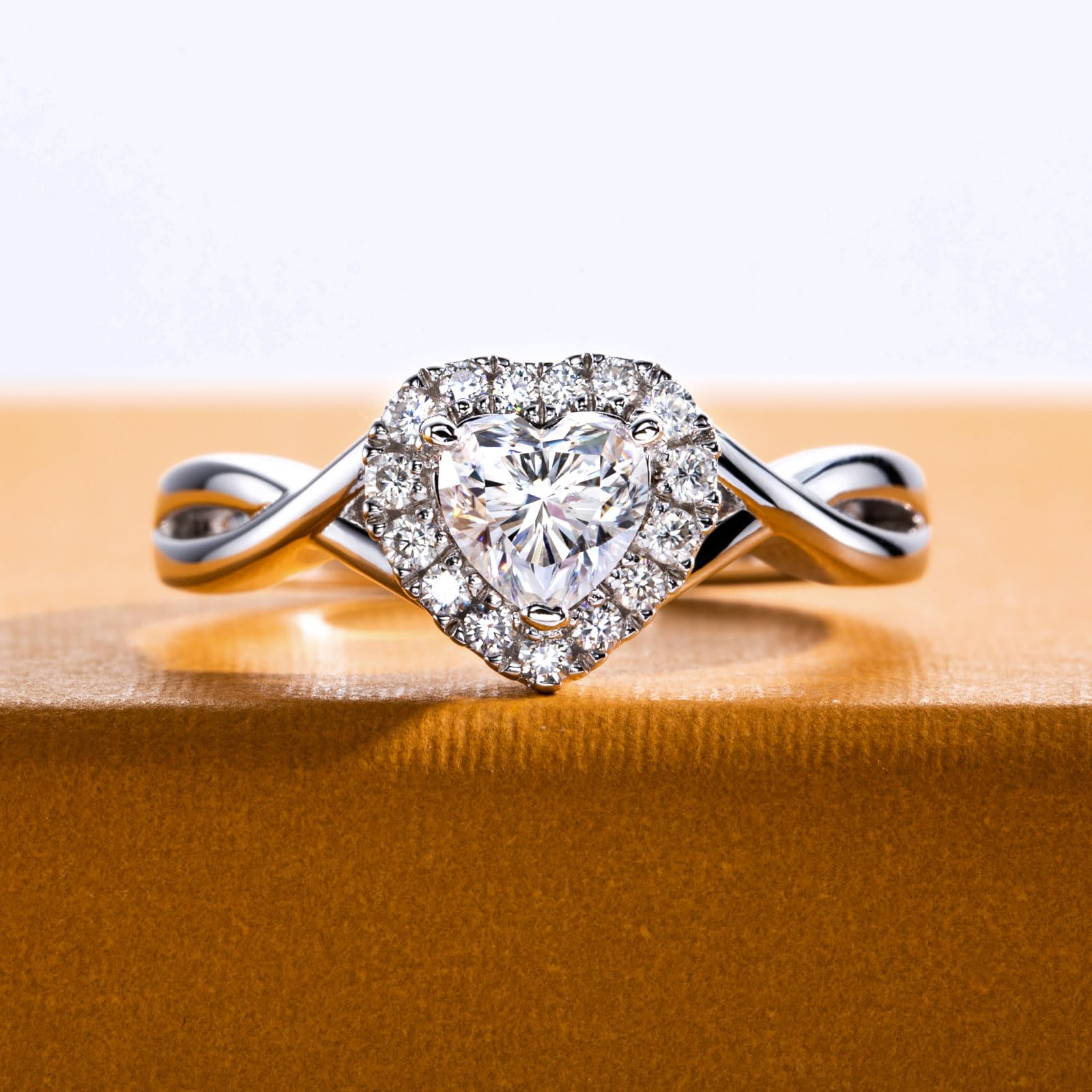 heart cut diamond ring, solitaire rings, halo rings, gold rings, heart cut engagement ring, gold rings for women, 14k gold rings, white gold rings, lab grown diamond rings, diamond rings for women, diamond rings, valentines gift for her, birthday gift for her, moissanite rings, 925 silver rings