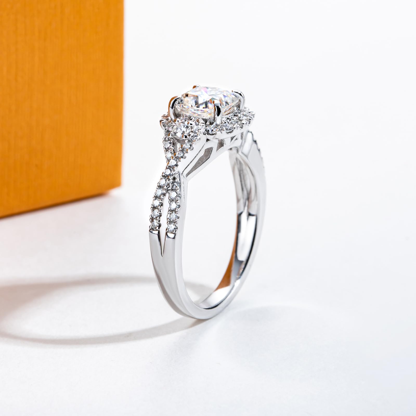 cushion cut diamond ring, unique engagement ring, solitaire rings, halo rings, gold rings, engagement rings, engagement rings for women, moissanite engagement rings, gold rings for women, 14k gold rings, white gold rings, lab grown diamond rings, diamond rings for women, diamond rings, valentines gift for her, birthday gift for her, moissanite rings, 925 silver rings