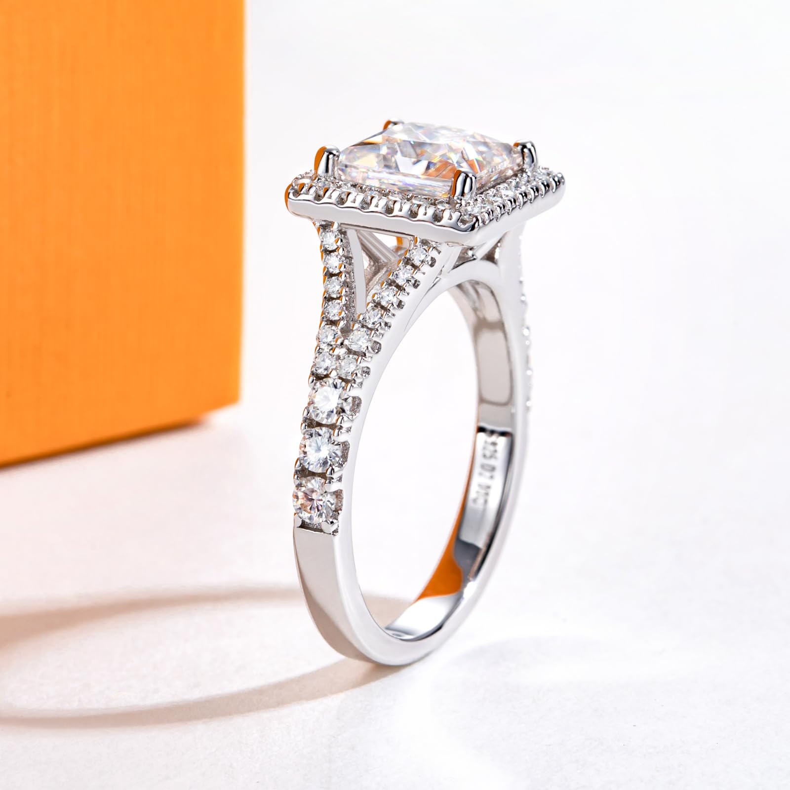 princess cut diamond ring, solitaire rings, halo rings, gold rings, princess cut engagement ring, gold rings for women, 14k gold rings, white gold rings, lab grown diamond rings, diamond rings for women, diamond rings, valentines gift for her, birthday gift for her, moissanite rings, 925 silver rings