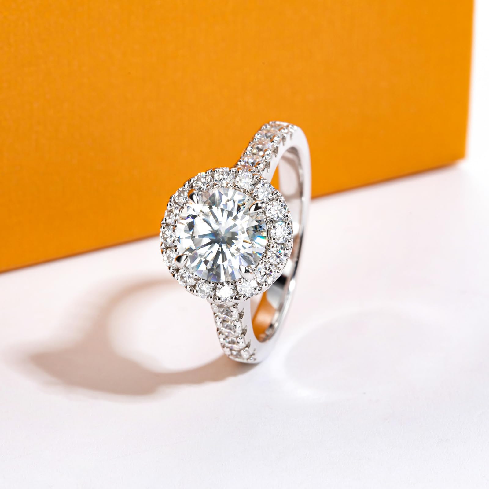 round cut diamond ring, solitaire rings, halo rings, gold rings, emerald cut engagement ring, gold rings for women, 14k gold rings, white gold rings, lab grown diamond rings, diamond rings for women, diamond rings, valentines gift for her, birthday gift for her, moissanite rings, 925 silver rings