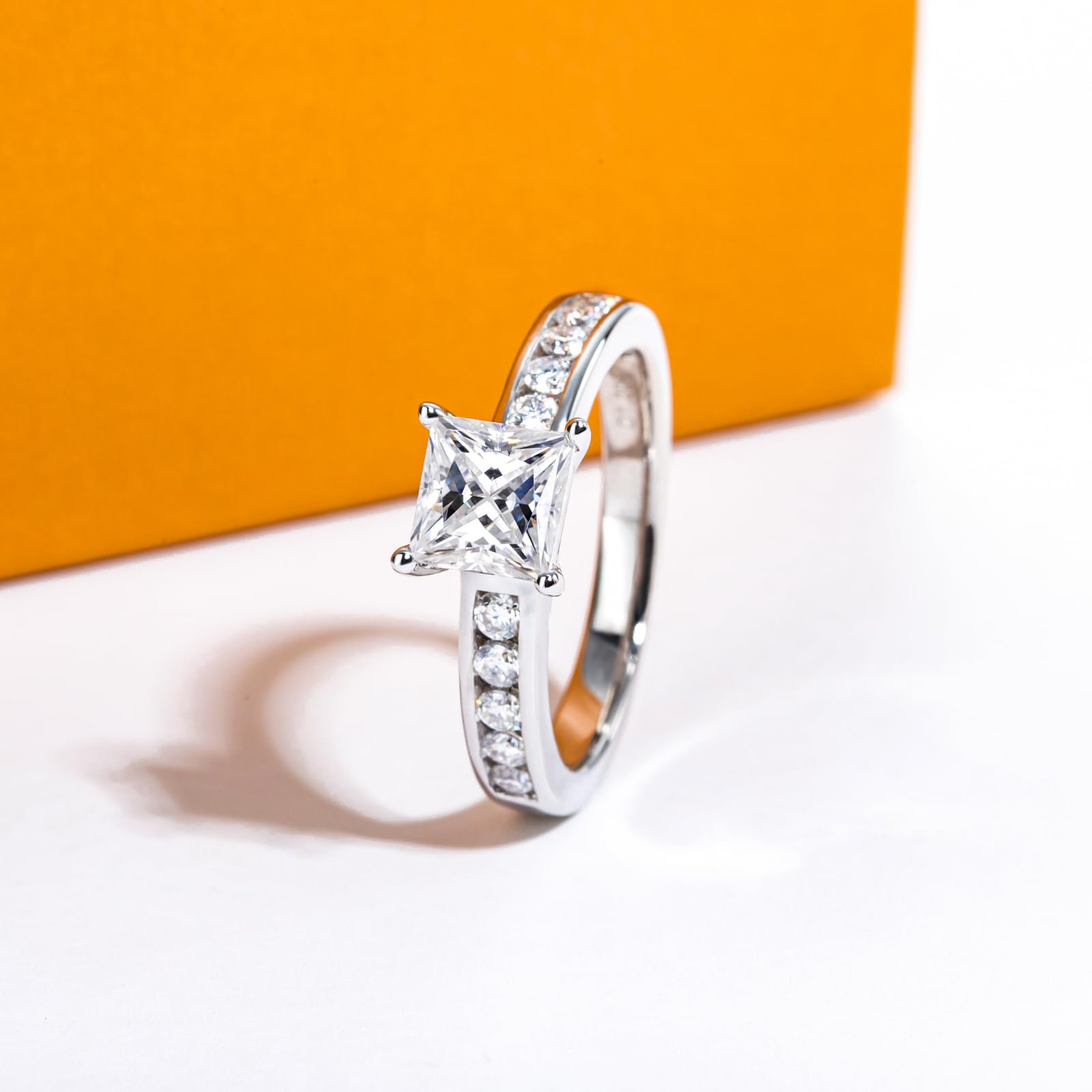 princess cut diamond ring, solitaire rings, halo rings, gold rings, princess cut engagement ring, gold rings for women, 14k gold rings, white gold rings, lab grown diamond rings, diamond rings for women, diamond rings, valentines gift for her, birthday gift for her, moissanite rings, 925 silver rings